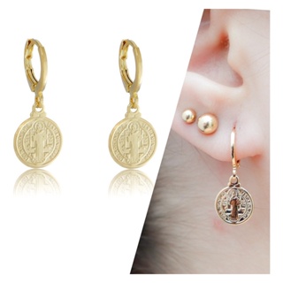 Brinco Feminino de Argola Argolinha Com Medalha De São Bento Dourado Folheado a Ouro Antialérgico em Oferta na Shopee