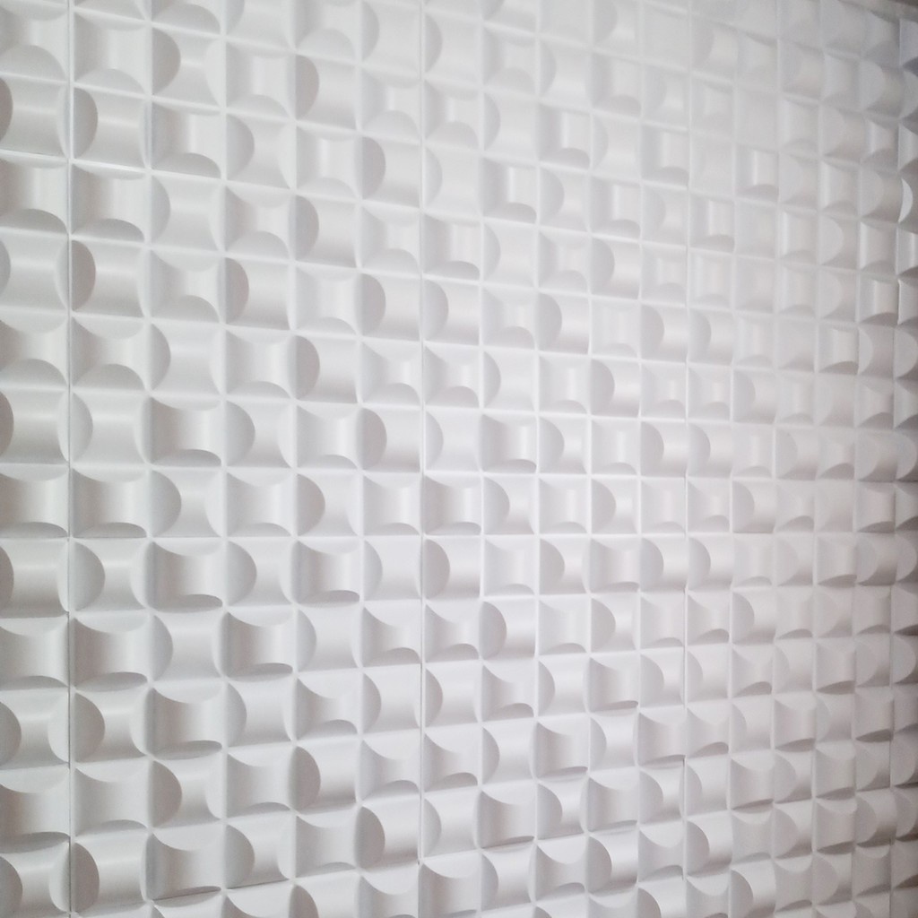 Kit com 24 Placas 3D Decorativas Revestimento Paredes e Tetos 50cm X 50cm  + 2 Rolo de Fita Dupla Face Rendimento 6m² Modelo Troia