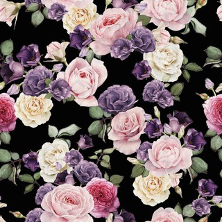 Papel de parede floral com fundo preto e flores em tons de rosa e roxo