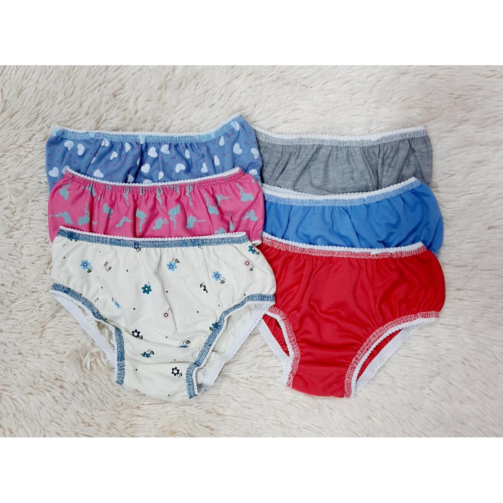 kit com 6 Calcinha Infantil Meninas de 1 a 6 anos estampas sortidas as Pincesas vão ficar super confortáveis com a calcinha de algodão Roupa Intima Infantil