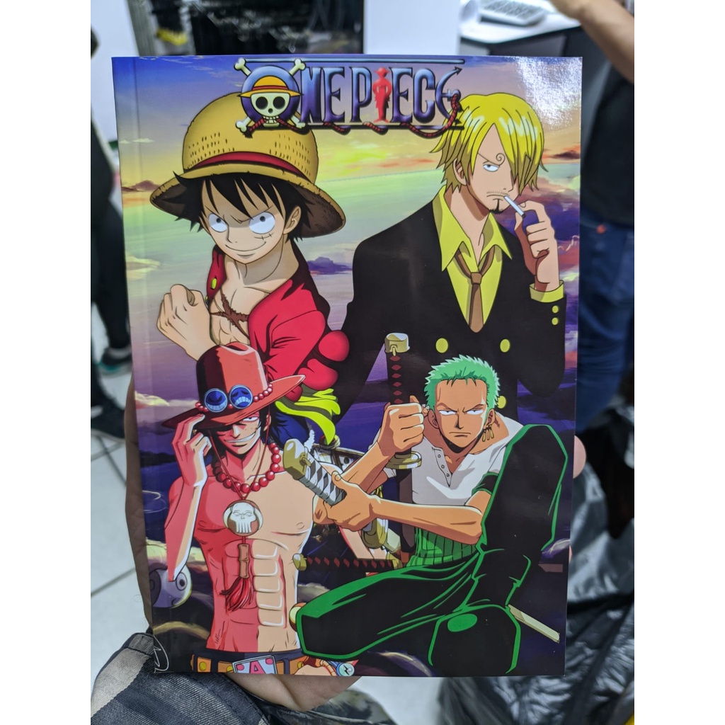 Livro/Caderno Especial - One Piece Luffy, Luffy, Zoro, Chopper, Nami com ilustrações e história do anime