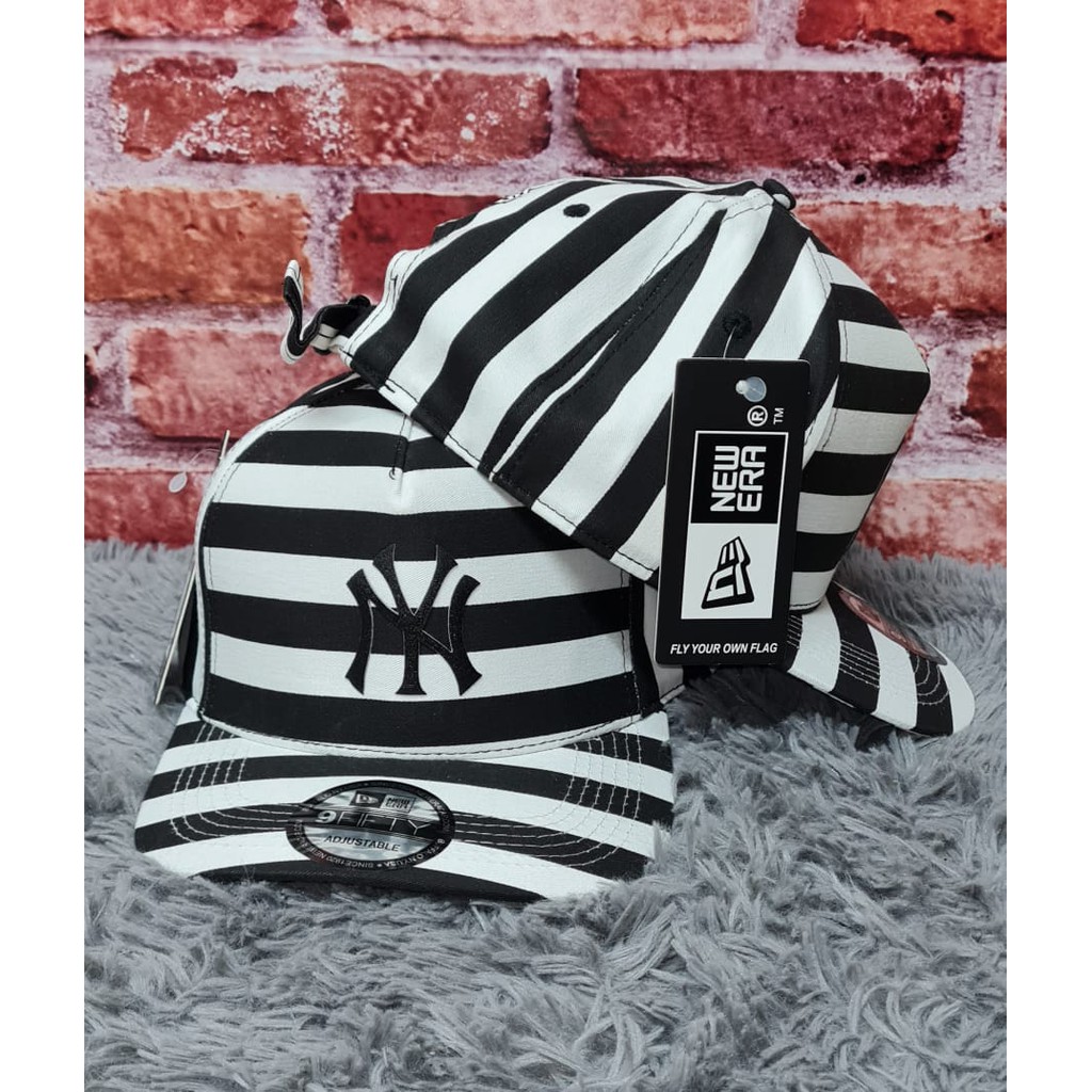 取寄 バッガリーニ フォン ウィズ リスレット Rfid ホーボー ラージ エニウェア