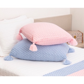 Capa De Almofada Pompom Decorativa Tricot Com Ziper Varios Tamanhos Modelo Istambul em Oferta na Shopee