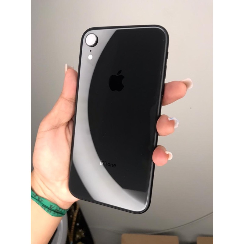 iPhone XR ブラック　64G