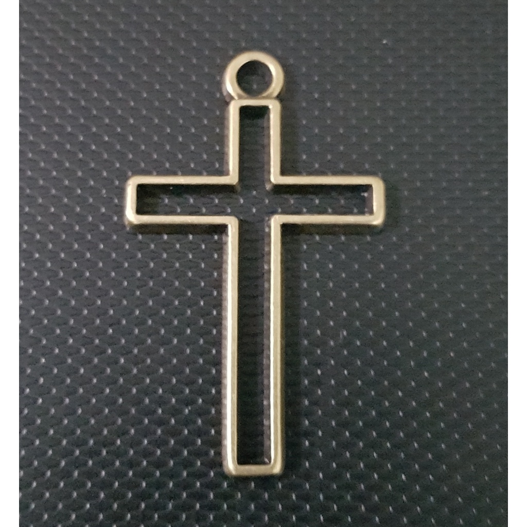 25 Crucifixos Pingente de Metal Para Montar Terço E Bijuterias Níquel Ouro Velho em Oferta na Shopee
