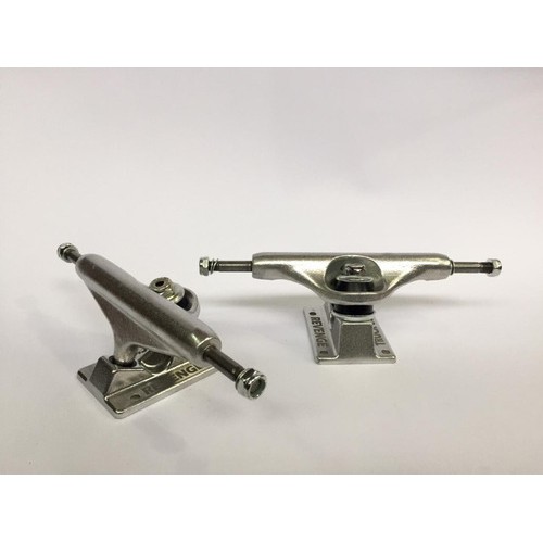 Truck Revenge 149 139 mm Mid Prata Kp Vazado - Skate skateboard 1 par 2 Trucks 149mm 139mm Street