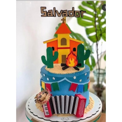 Topo / Topper de Bolo Infantil Personalizado Arraiá Festa Junina com sanfona