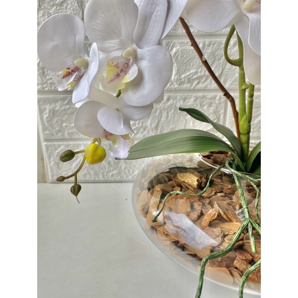 Arranjo Centro de Mesa Orquídea Branca Silicone 3D, Vaso Terrário Luxo |  Shopee Brasil