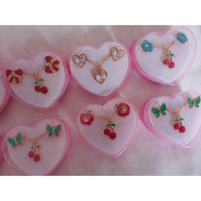 Kit C/1 Conjunto Colar e Brinco Para Crianças - Lembrancinha Conjunto Infantil Menina Bijuteria