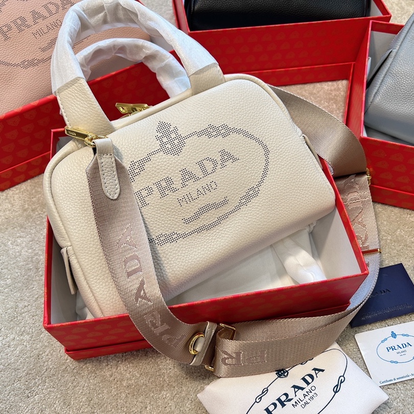 Sale /Prada /Classic Leather Camera Bags / Women's Leather Handbags/Shoulder Crossbody Bags