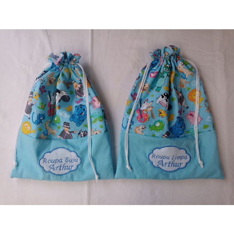 Saco organizador para  Roupa limpa ou  Roupa suja, personalizado com nome.