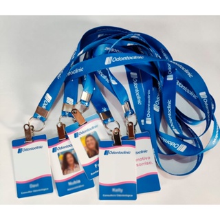 Crachá em PVC personalizado + Cordão em Oferta na Shopee