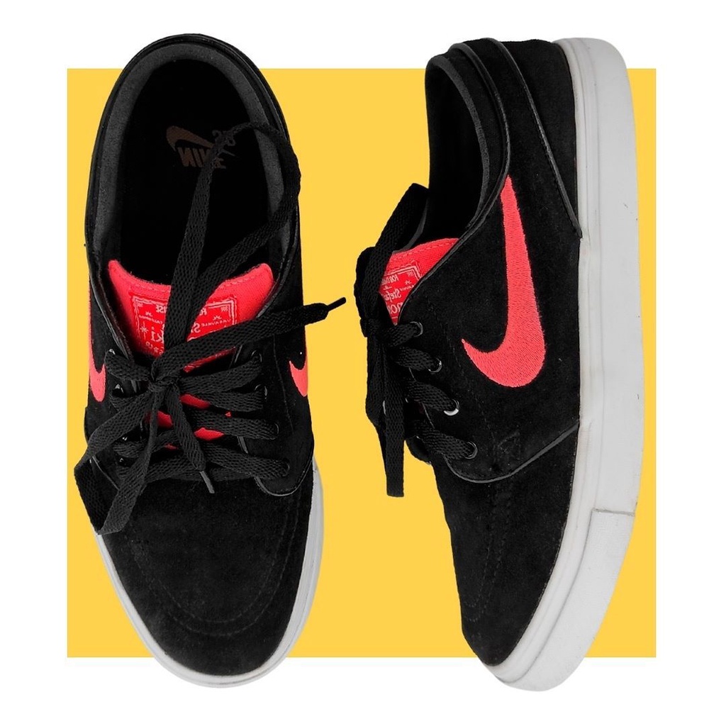 Tênis Nike SB Stefan em preto com detalhes rosa neon- Tam. 39 Brasil