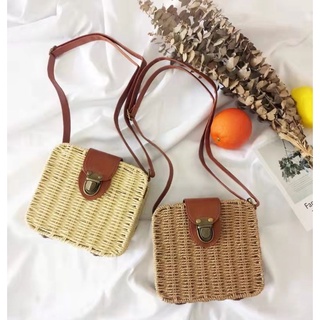 Bolsa de palha feminina transversal quadrada C10738