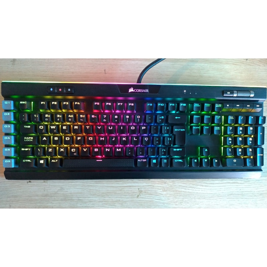 Teclado Corsair K95 Platinum RGB - Recondicionado