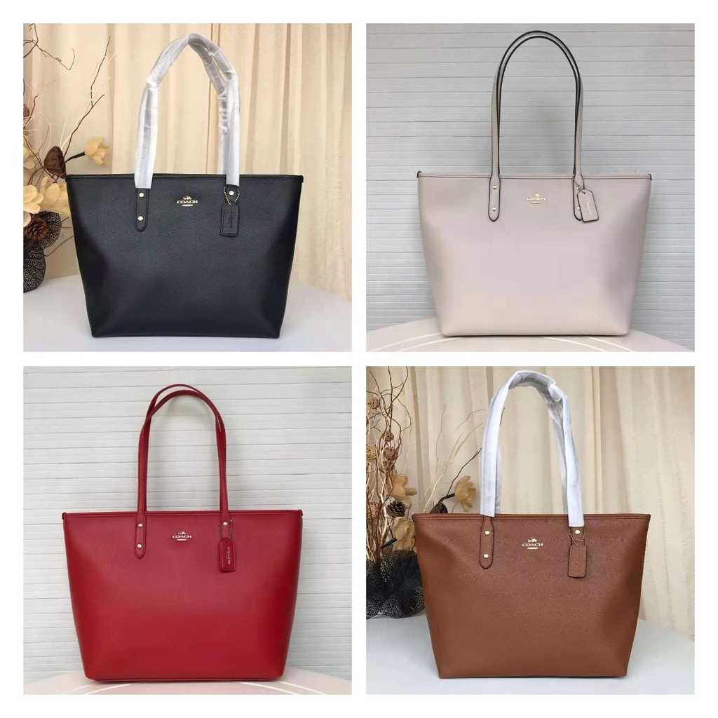 coach tote town