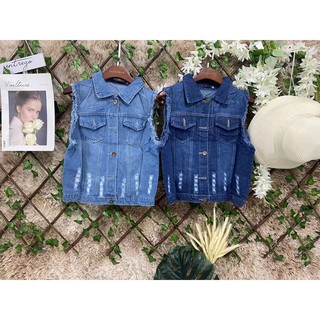 2Colete jeans feminina curto Com detalhe de bolso A M 1716