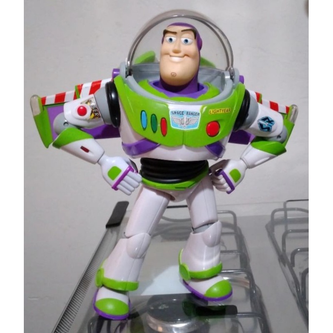Toy Story Signature Collection Buzz Lightyear