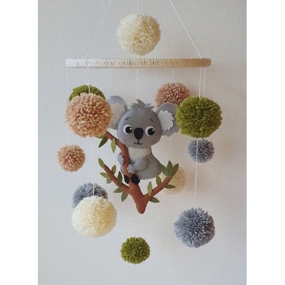 Móbile coala e Bicho preguiça com pompom