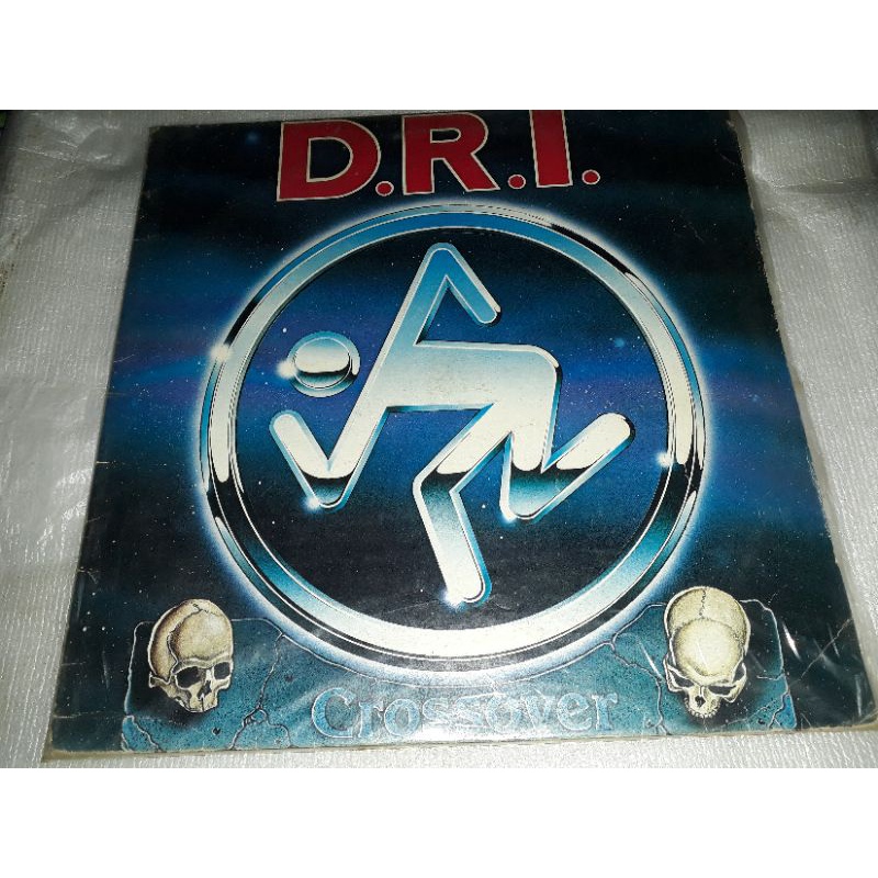 LP D.R.I. (DIRTY ROTTEN IMBECILE$) -CROSSOVER -1997 ESTUDIO ELDORADO COM ENCARTE VINIL ZERADO USADO