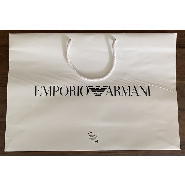 Sacola de papel EMPORIO ARMANI original | Shopee Brasil