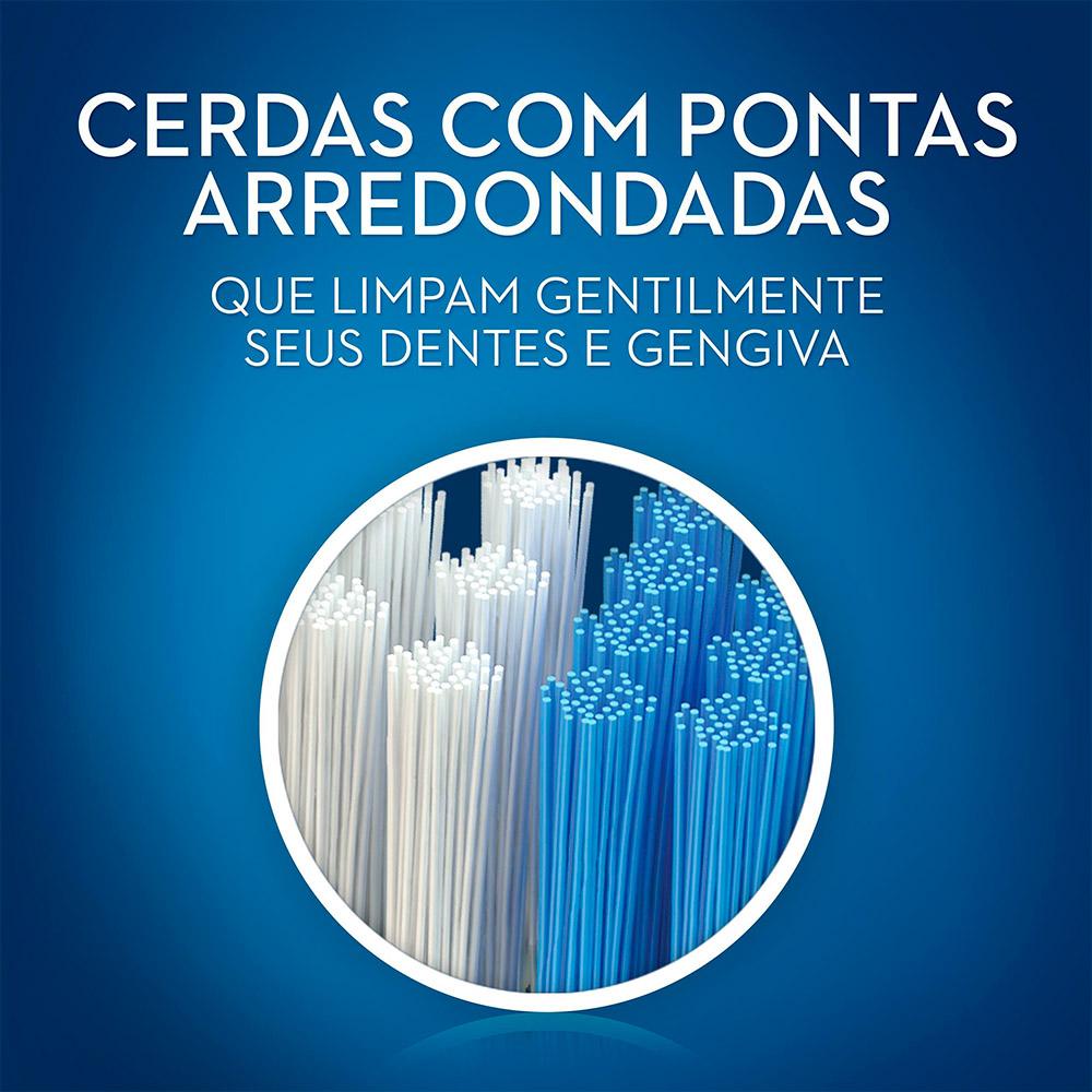 Detalhes do Kit Escova Dental Oral-B Indicator Plus 40 com 4 unidades