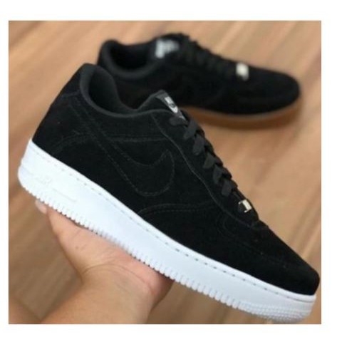 Tênis Nike Air Force Camurça preto com branco unissex