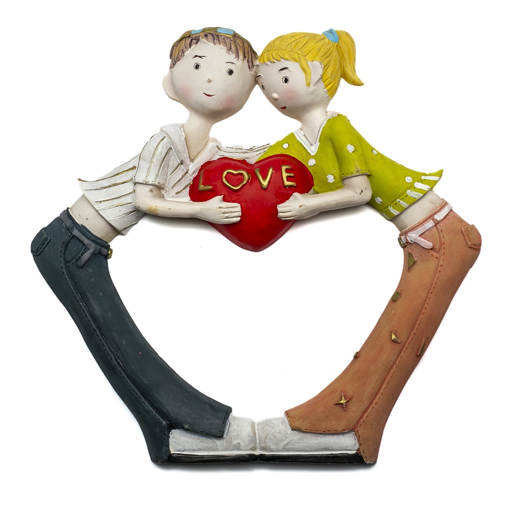 Estatueta Love de parede em Resina Amor Presente Dia dos Namorados