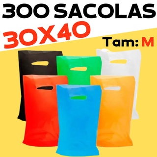 300 Sacolas Plástica Alça Vazada Boca de Palhaço 30x40 Várias Cores