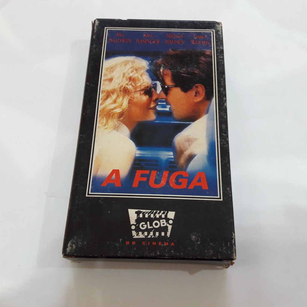 Fita Cassete VHS Usada Antiga Filme A Fuga Alec Baldwin Kim Basinger Michael  Madsen James Woods  Legendado Necessitando de Limpeza Para Coleção Ou Decoração