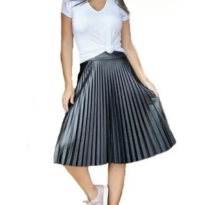 Saia Midi Plissada Cirrê Feminina Couro Fake Moda Evangélica Super Fashion em Oferta na Shopee