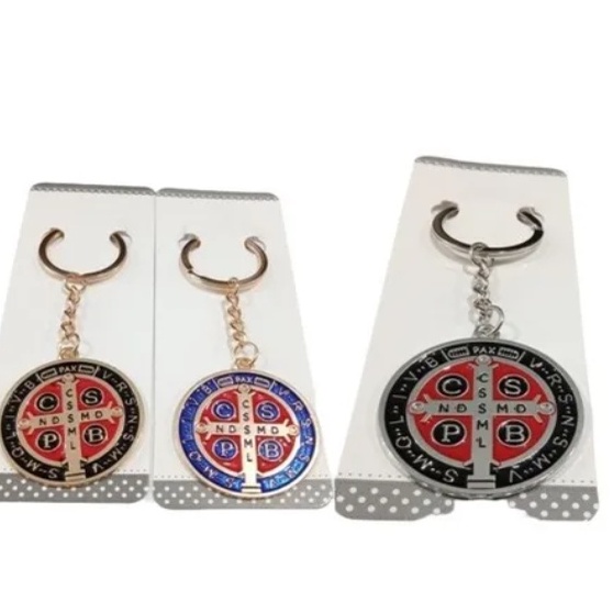 Kit Revenda 6 Chaveiro Medalha Colorida São Bento Resinado em Oferta na Shopee