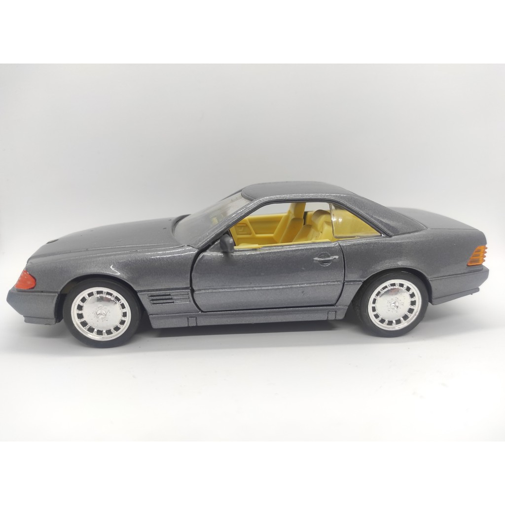 Leia o Anúncio - Miniatura Carro Carrinho Colecionável Coleção Mercedes Benz 500SL Cinza 1989 1/24 Antigo Raridade