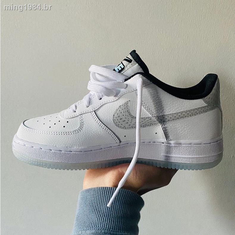 naked air force 1