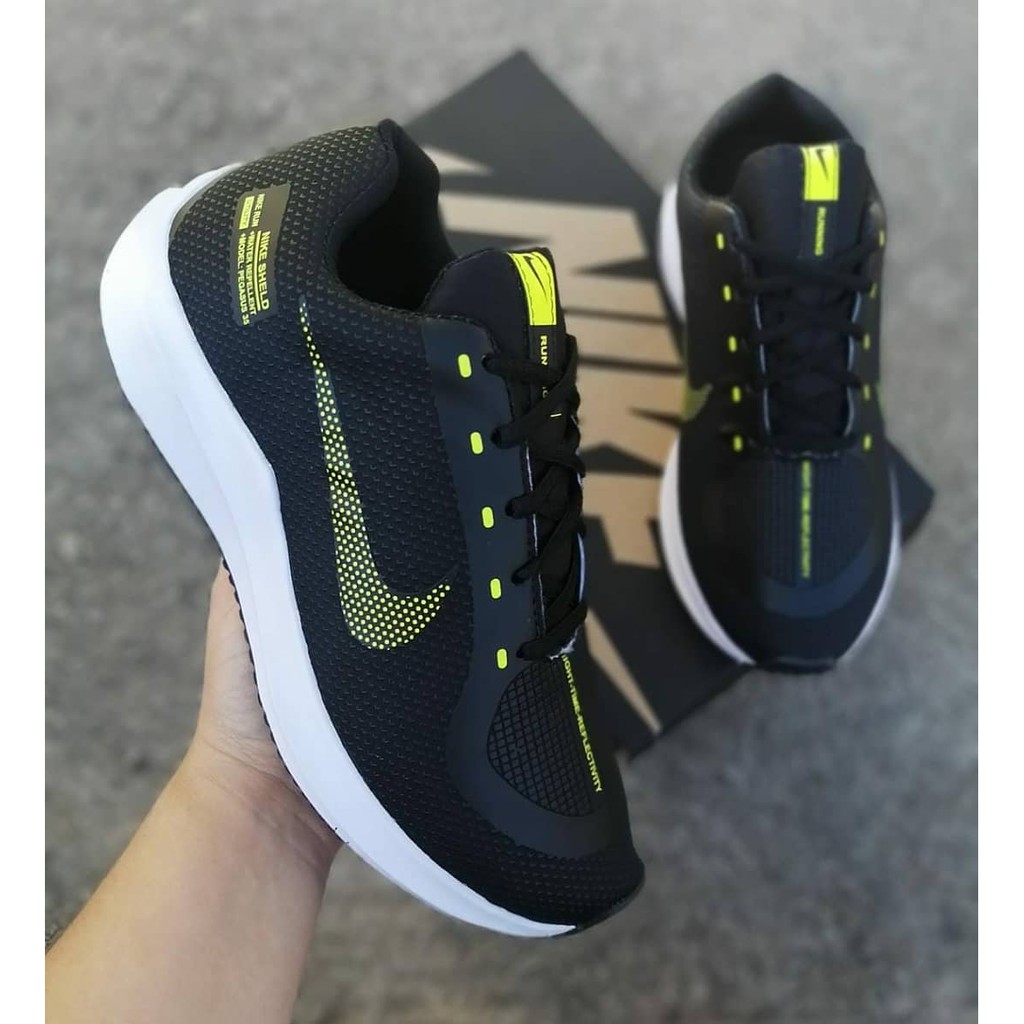 Tenis nike best sale shield masculino