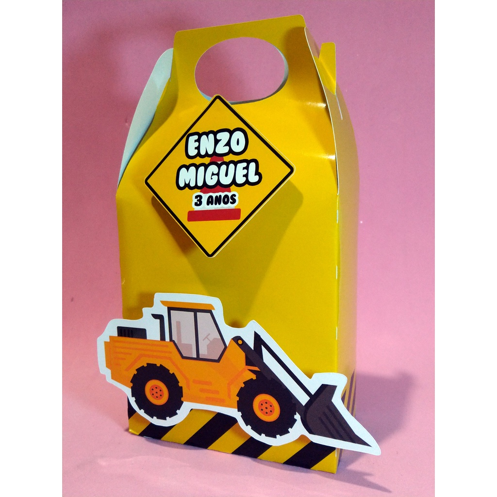 10 Sacolinhas tipo Maleta com aplique Topper 3d tema Trator Sacola Caixinha Surpresa Lembrancinhas Personalizadas Aniversário com nome e idade