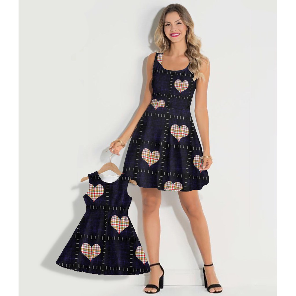 Vestido Feminino Adulto e Infantil Estampa Xadrez Corações