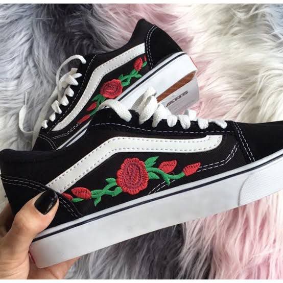 Vans feminino com hot sale rosas