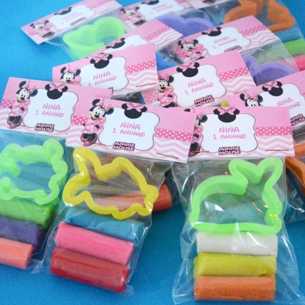 massinha de modelar com cortador personalizada (mini massinha )fazemos qualquer tema!