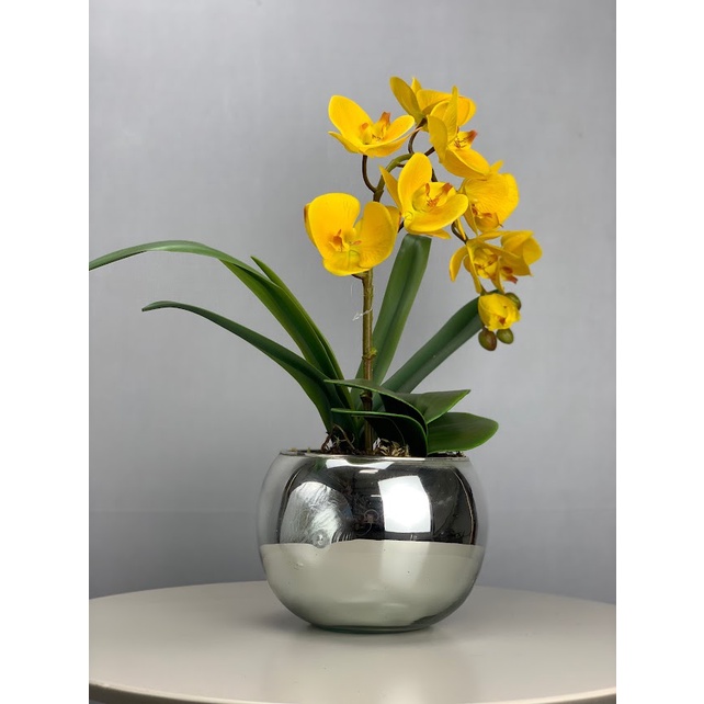 Arranjo de Orquidea Amarela Vaso Prata Para mesa | Shopee Brasil