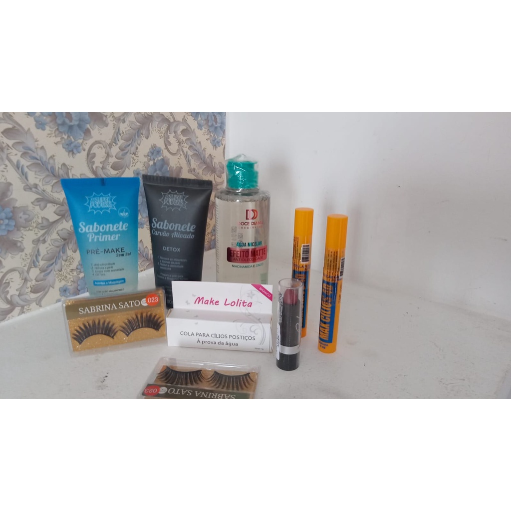 kit 01/ kit de maquiagem para revenda_ maquiagem e produtos para limpeza de pele. compre para o seu uso pessoal ou para revender.Envio IMEDIATO