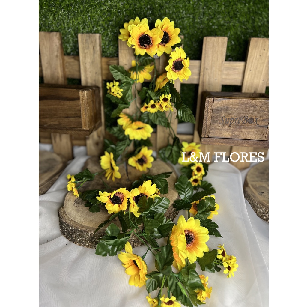 Folhagem de Girassol caída/pendente artificial com 3 galhos de flores ideal  para arranjos e decoração de casamento, casa, festas e eventos | Shopee  Brasil