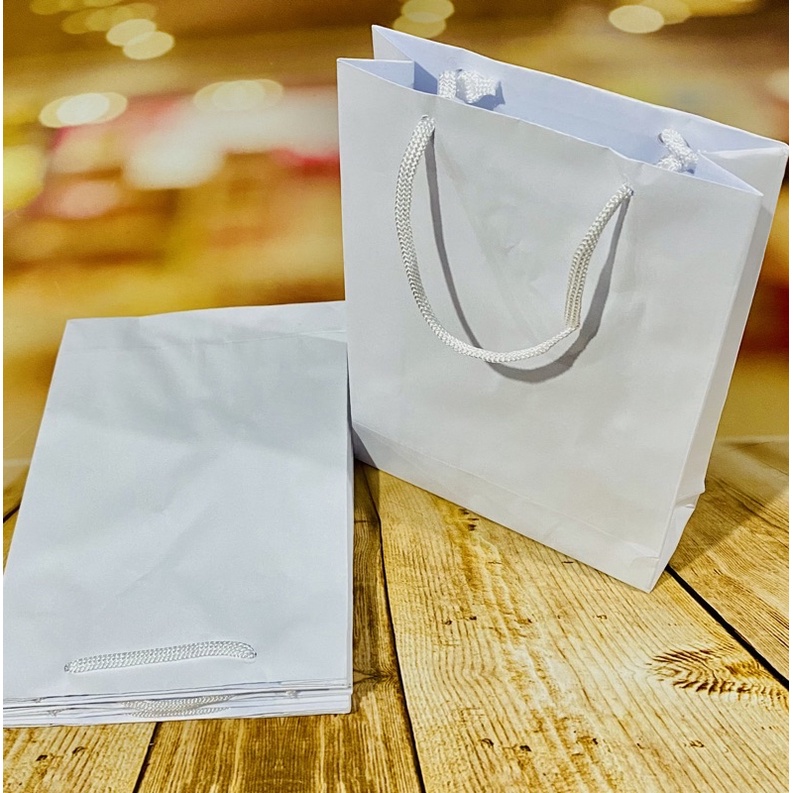 10 Sacolas De Papel branca 23x16x6 cm Presente Bolsa Festa - Stationery
