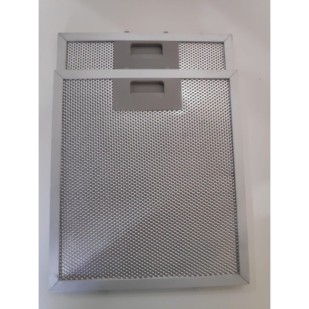 02 filtros metálicos coifa Croamtto com 29cm por 24cm