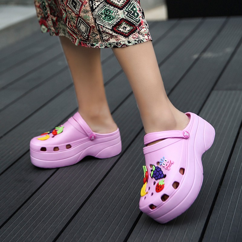 crocs salto alto