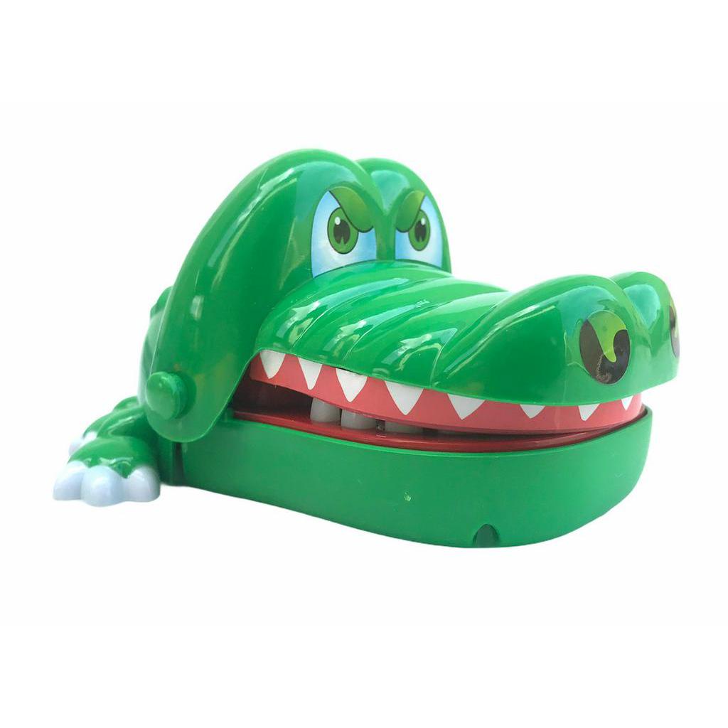 Crocodilo Croc Croc Se Apertar O Dente Dolorido Ele Morde