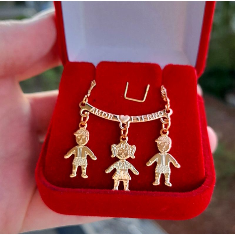 Colar de 1 ate 4 filhos Com 2 Meninos e 1 Menina Canga Com Dois Meninos E Uma Menina Canga De Filhoa Amados Banhado A Ouro 18K Mãe Mamãe Dia Das Mãess