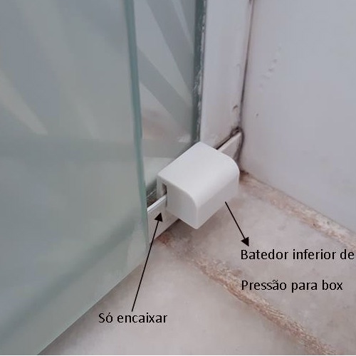 Batedor inferior de encaixe para box