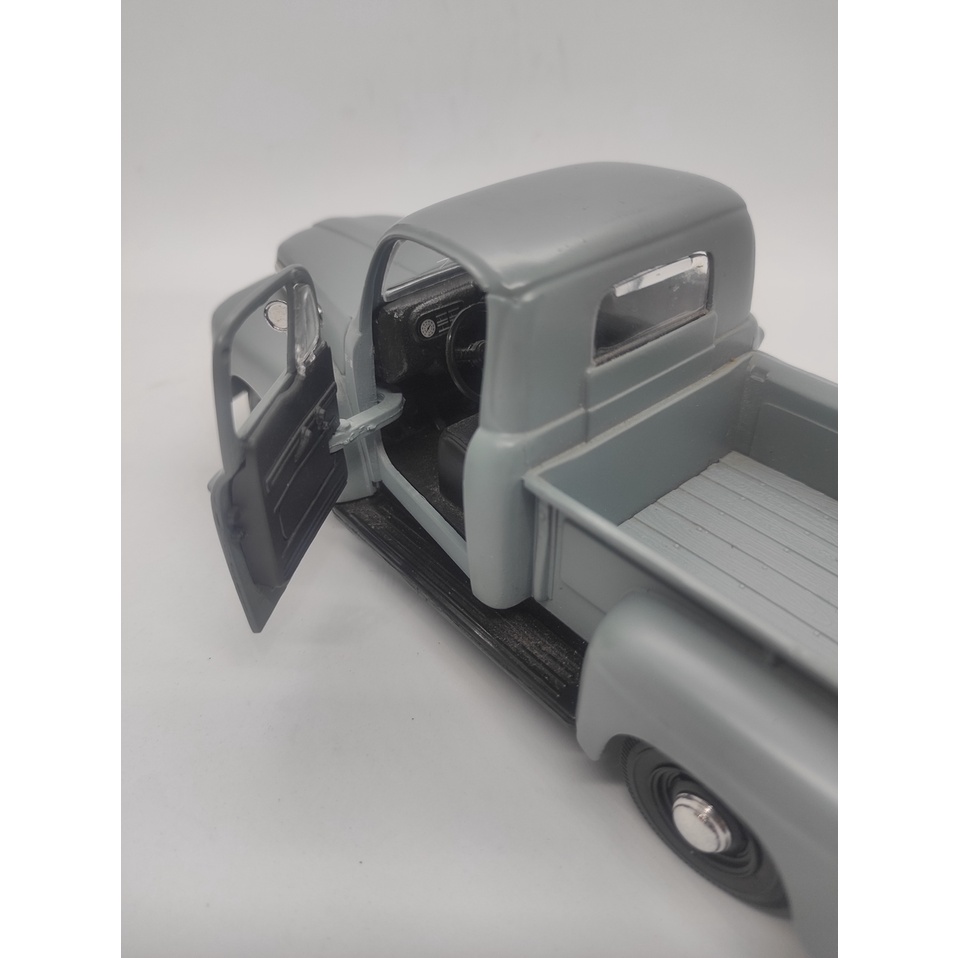 Miniatura Metal Carro Carrinho Camionete Colecionável Coleção Ford Pick Up 1948 Maisto 1/25 Antigo Raridade