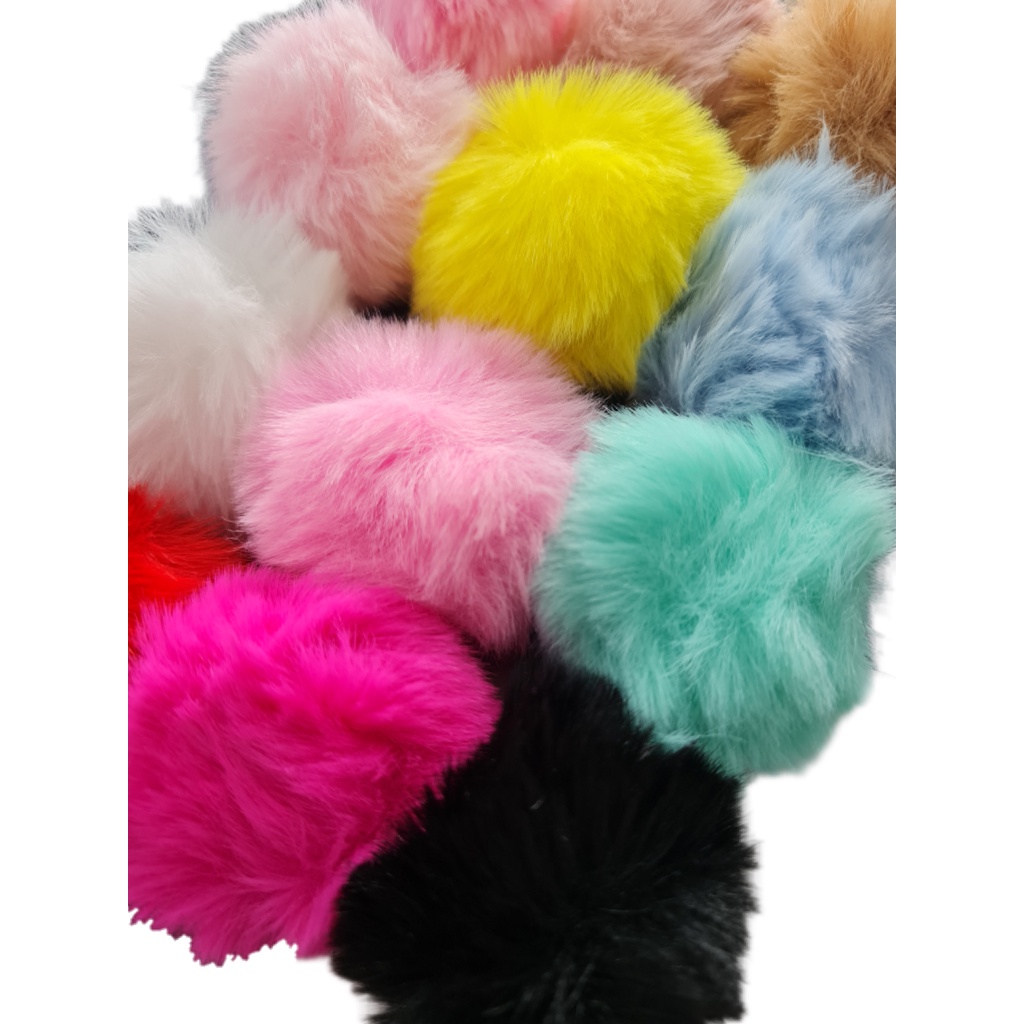 Pompom Pelúcia Bola Artesanato Grande 70mm em Oferta na Shopee